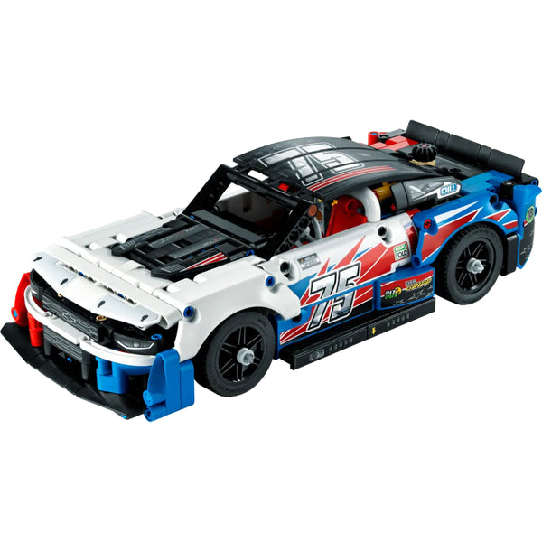 LEGO Technic Nascar Next Gen Chevrolet Camaro ZL1 (1)