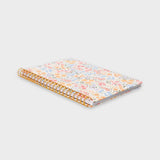 libreta A4 de flores en color pastel layers of